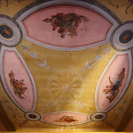 Hotel Duodo Palace