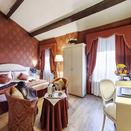 Duodo Palace Hotel 4*