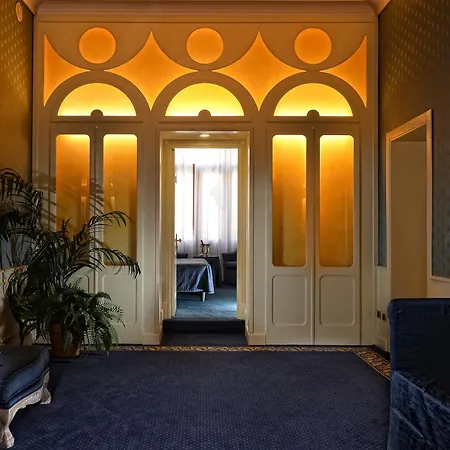 Duodo Palace Hotel 4*