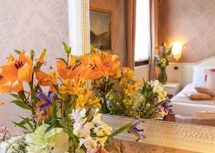 ホテル ドゥオーモ パレス